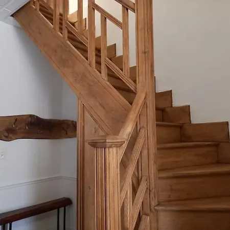 A La Campagne De 2 A 12 Pers